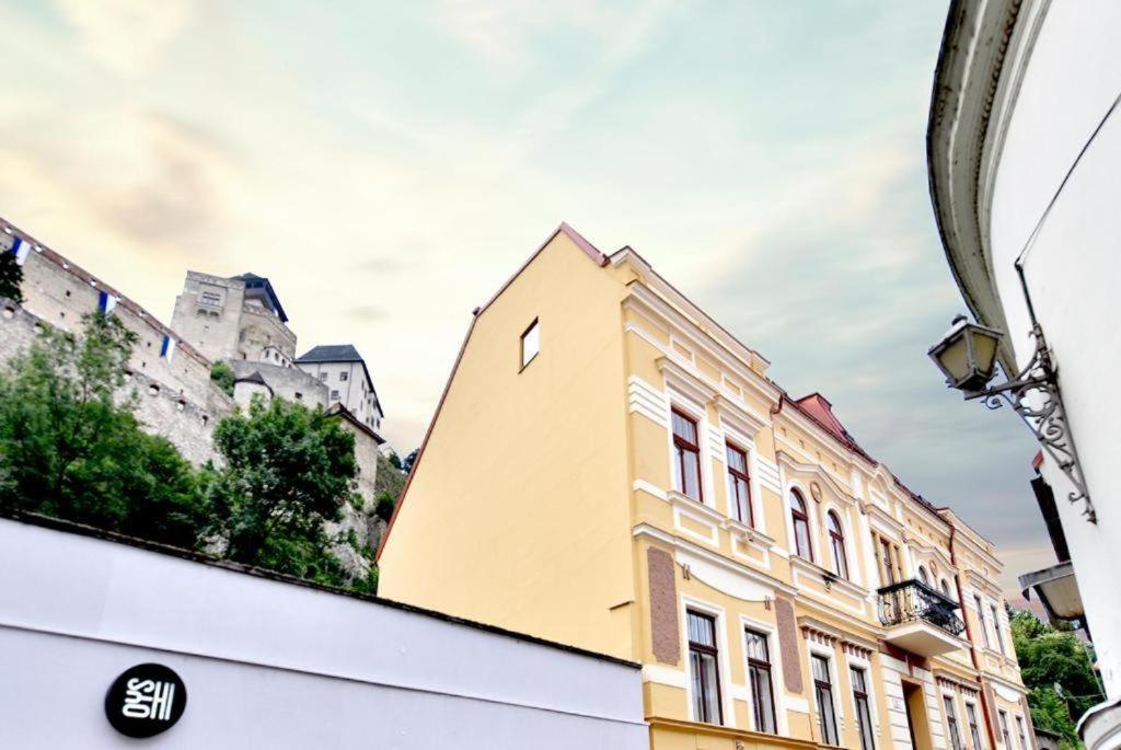 Apartman 1901 Trenčín Buitenkant foto