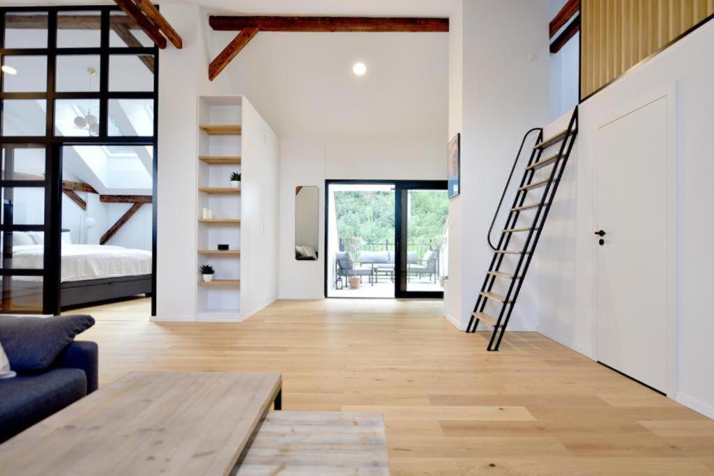 Apartman 1901 Trenčín Buitenkant foto